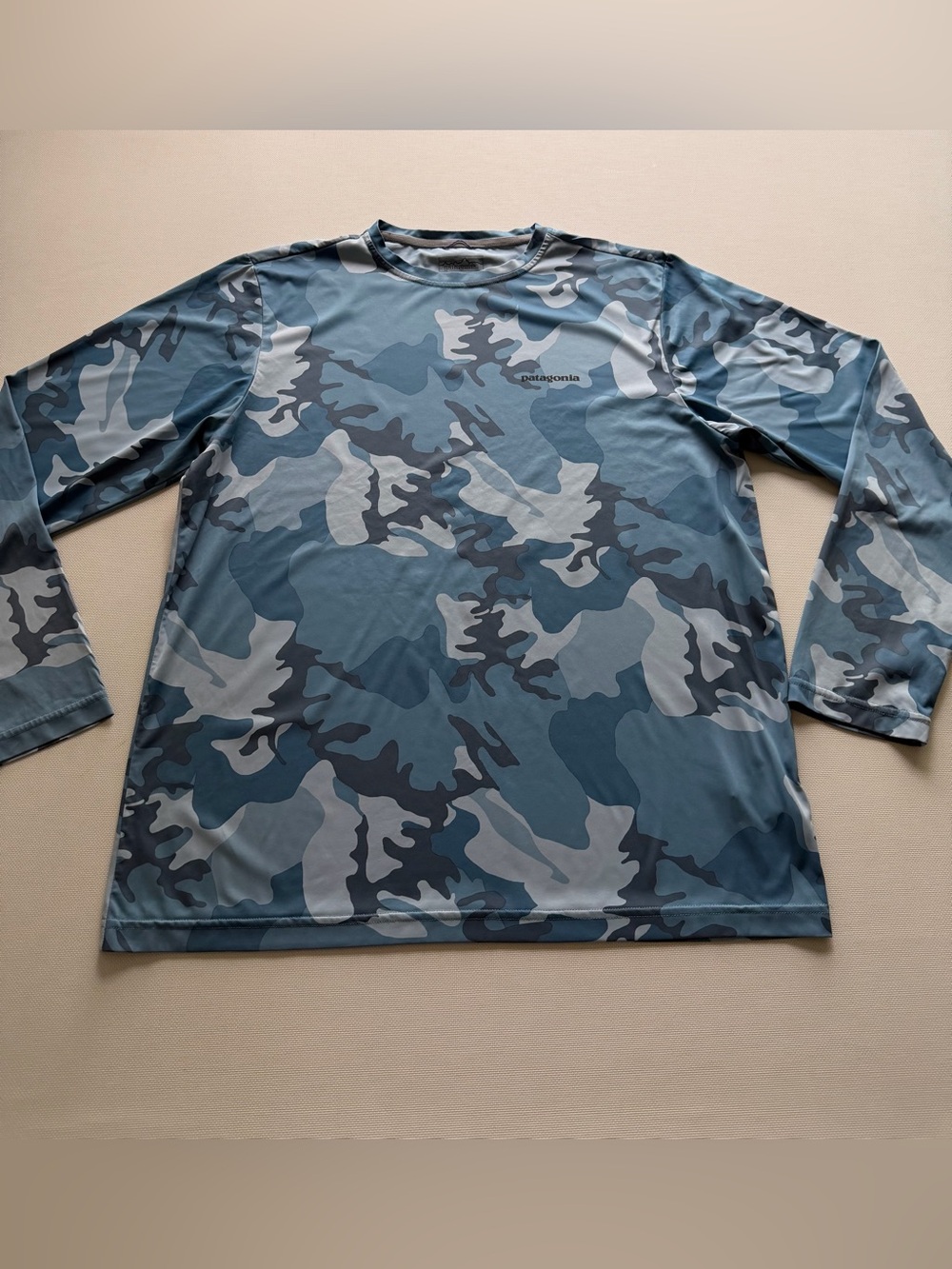 Patagonia Men’s Blue Camo Long-Sleeve Performance Tee